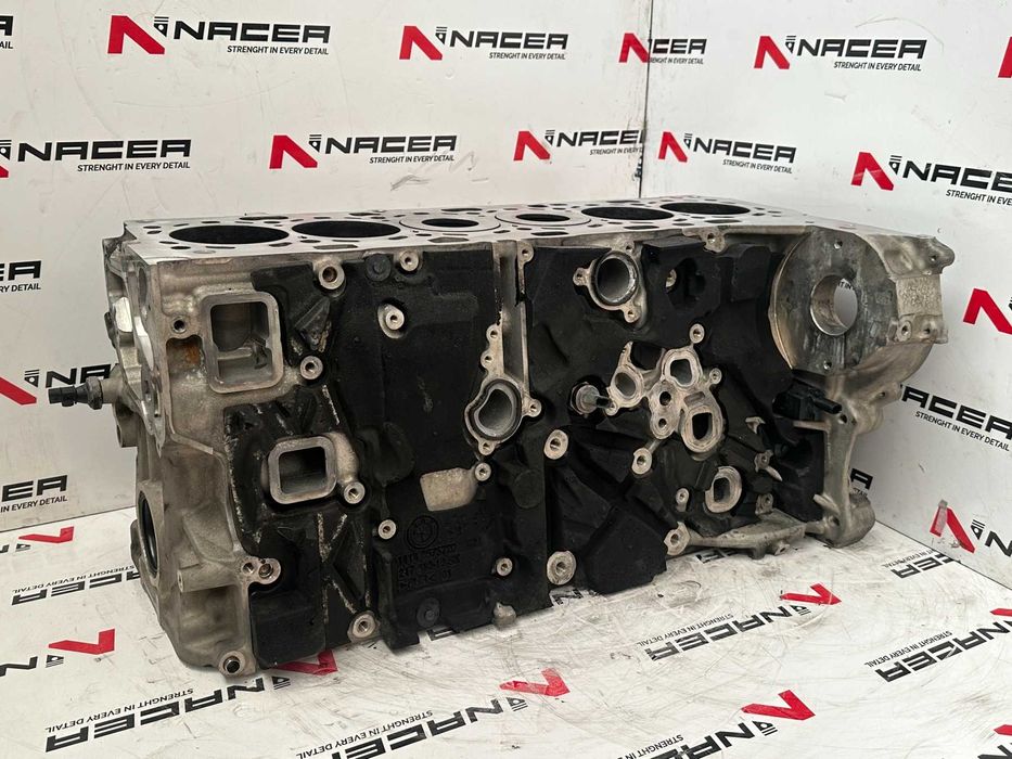 Окомплектован Блок за BMW - 3.0D M50D B57D30C 8575501