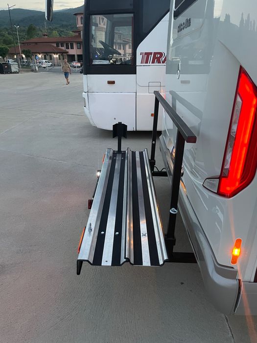 Стойка за мотори или велосипеди за кемпери и каравани