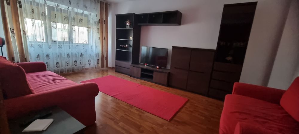 Inchiriez apartament 2 camere decomandat