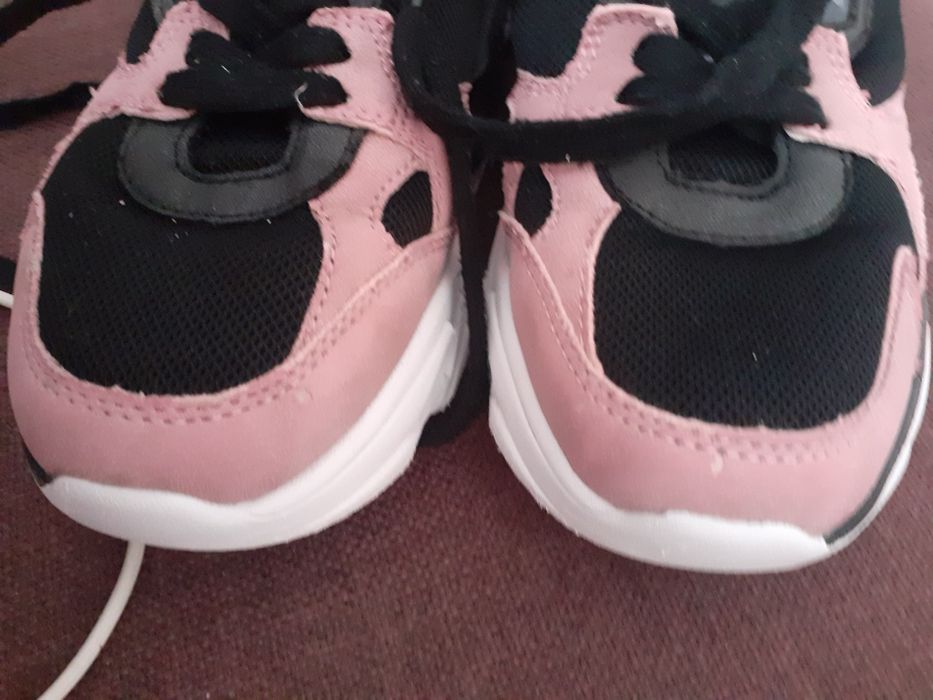 Adidasi dame ,talpa groasa /sportwear/marimea 38