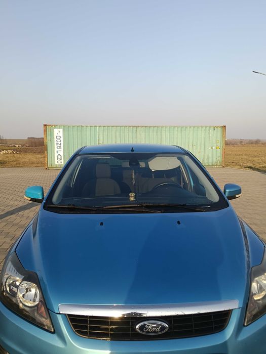 Vând Ford Focus Titanium