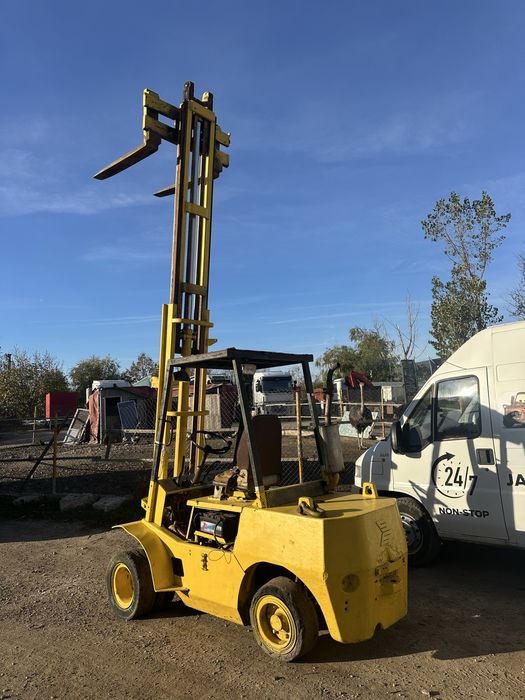 Stivuitor roti duble motor 4 pistoane