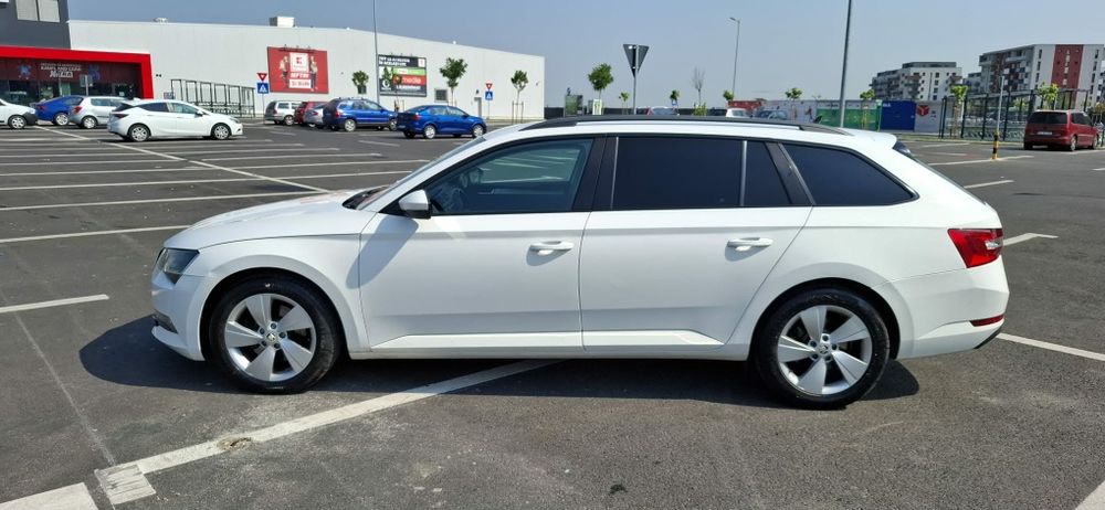 SKODA Superb 2016 — imagine 5