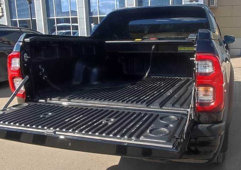 Роллета (ролл-шторка) под дугу Bestwyll автомобиль Hilux 2015- и выше