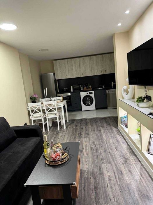 Продава се Тристаен апартамент в София, Център - 65 кв.м за 3016 €/кв.м - Снимка #8