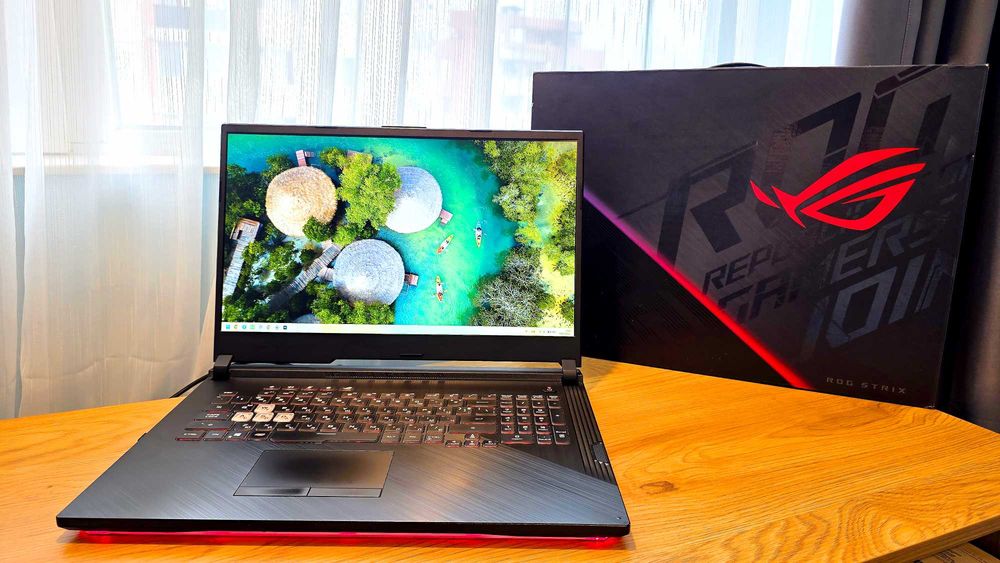 Гейминг лаптоп ASUS ROG Strix G731GU / 32GB RAM / 1TB SSD / 17.3" IPS/ 144Hz