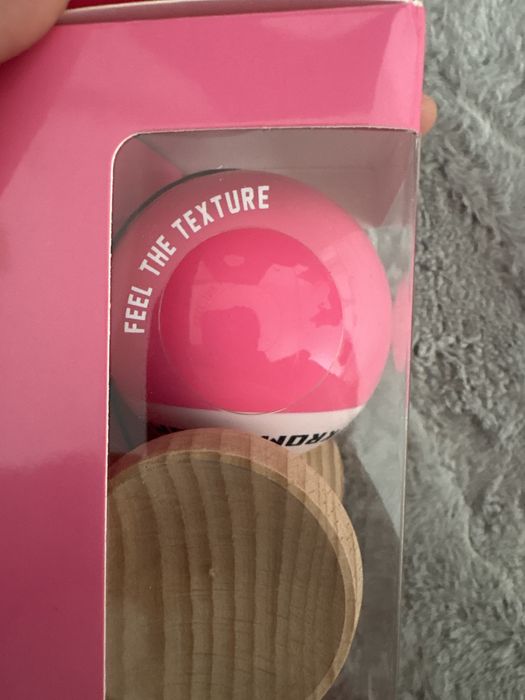 Kendama KROM pop roz sticky