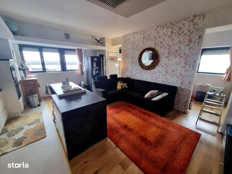 Faleza nord- apartament 2 camere transformat cu vedere la mare si lac