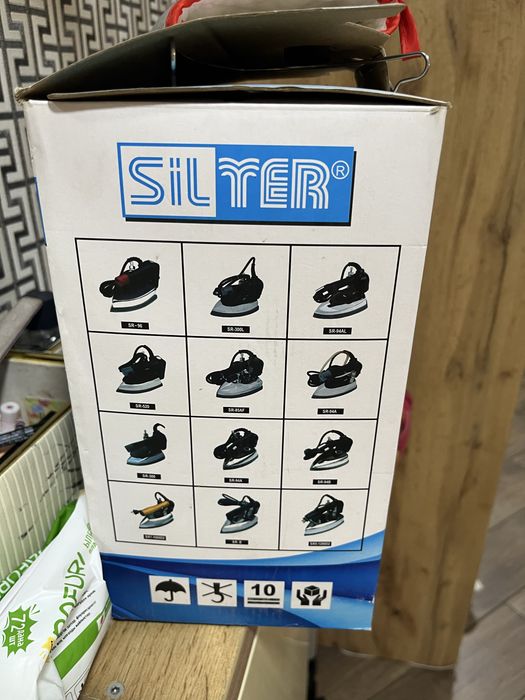Gravity Feed Утюг Water Bottle Electric Steam Iron (модель SR-96)