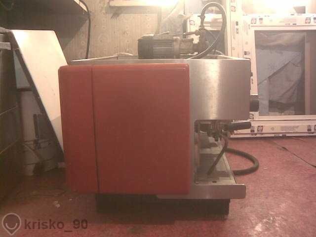 Продавам Кафе Машина