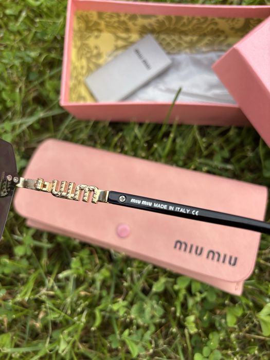 Ochelari de soare Miu Miu