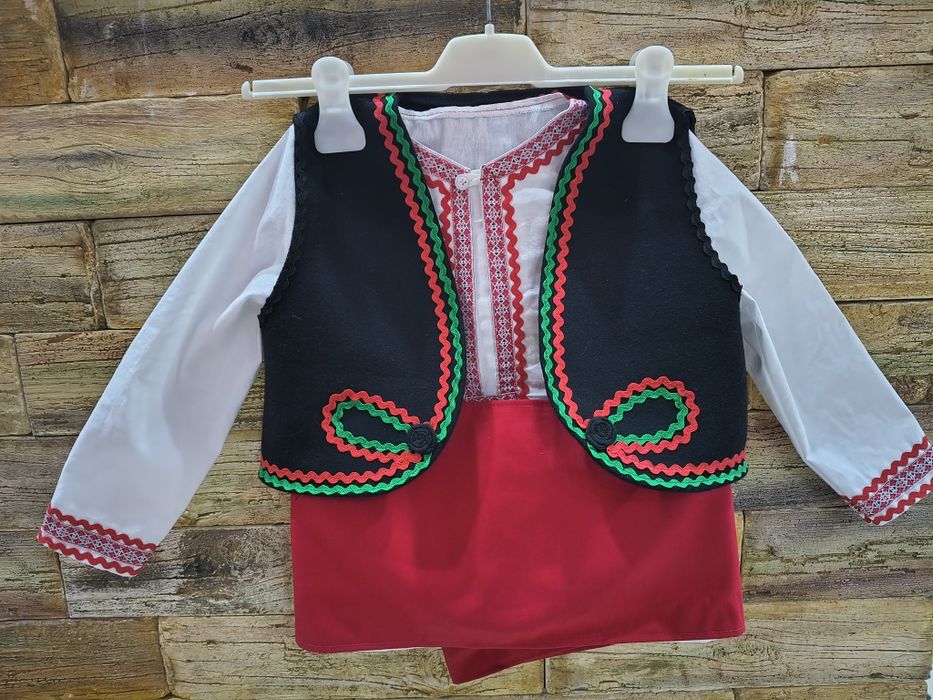 Детска народна носия