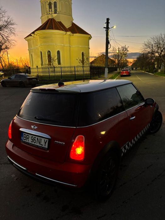 Mini Cooper 1.6 benzină 2004