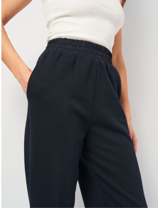 Нови спортни долнища ZARA