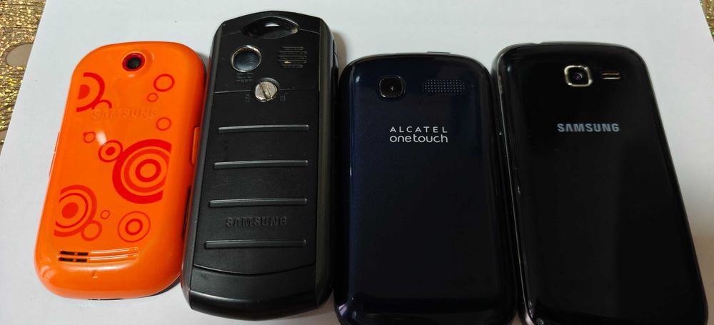 Lot 5 telefoane Samsung Trend Lite Samsung B2710 Samsung S3650 Alcatel One Touch Pop C1 Vodafone 975N