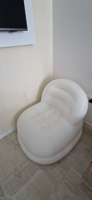 Ратанова табуретка