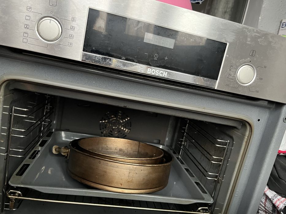 Духовка шкаф Bosch