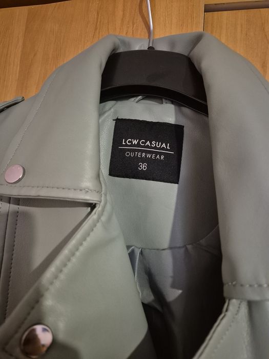 Geaca de piele kaki LC Waikiki 36