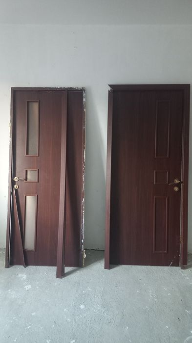 Eshiklar sotiladi !!!