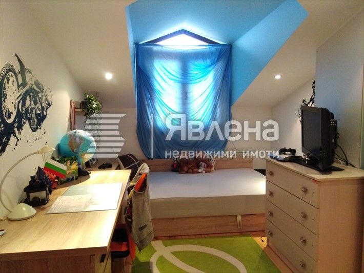 Продава се Промишлена сграда в с. Змейово, Област Стара Загора - 850 кв.м за 389 €/кв.м - Снимка #7