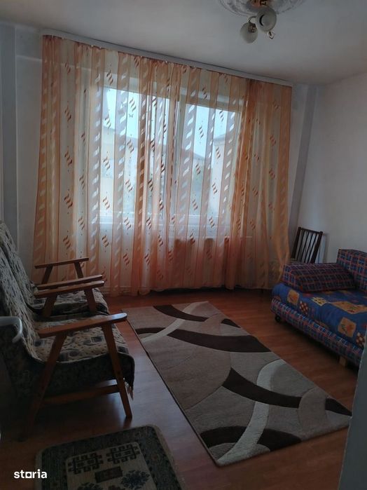 cv 44 Chirie V.Tepes, apartament 2 camere decomandat , etaj III — fotografia 3
