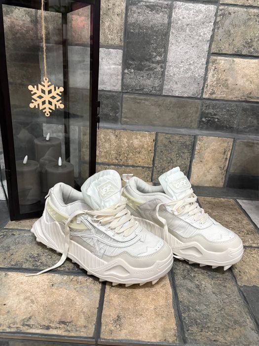Off White ODSY.
