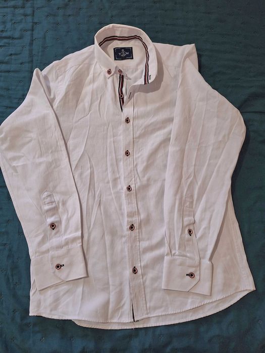 Costum baietii 15-16 ani