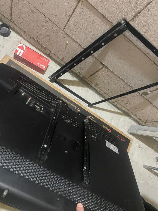 Продам Телевизор LG.