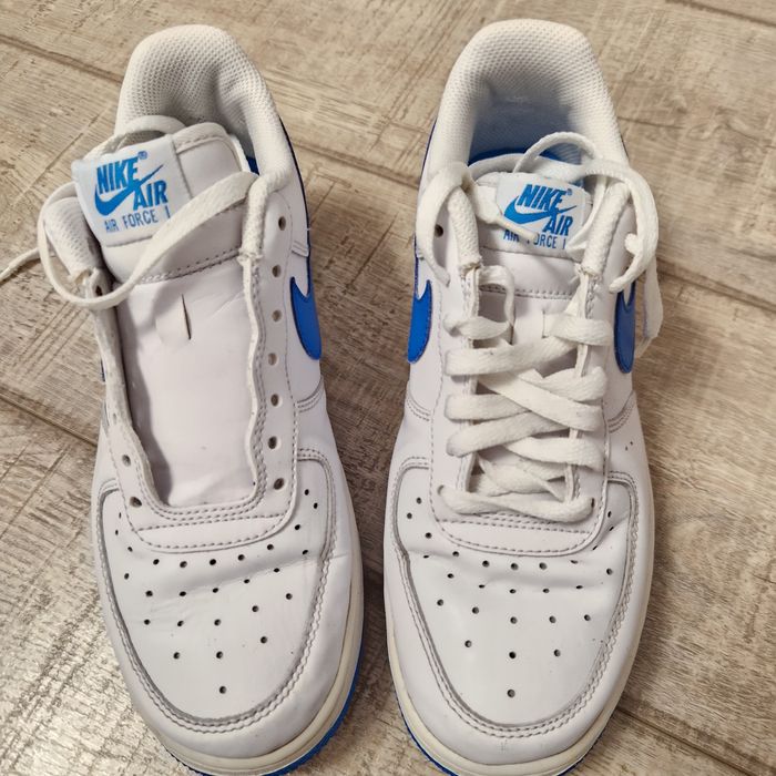 Adidasi nike air force