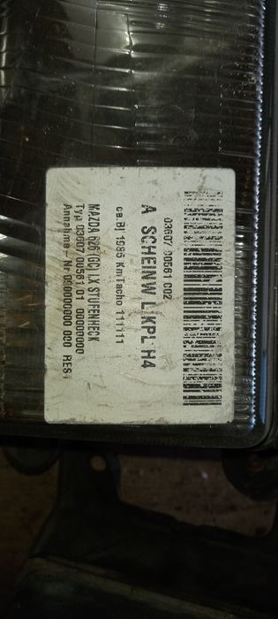 Продам фары на мазду 626