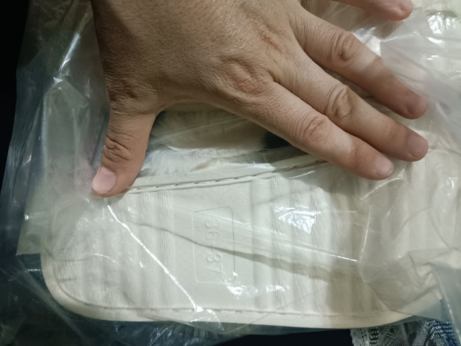 Pijama kamplekt tapchkallari bilan birga sotiladi