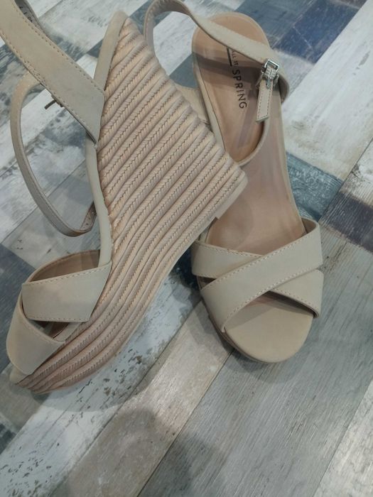 Сандали на платформа Call it Sping  Aldo