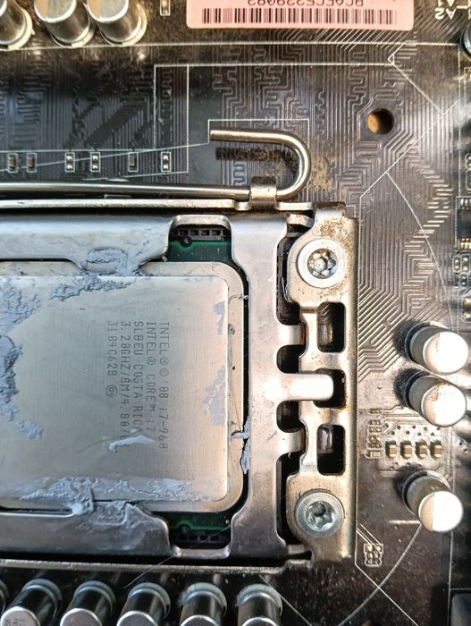 Kit asus x58 + Intel i7 + 16gb + nividia 750