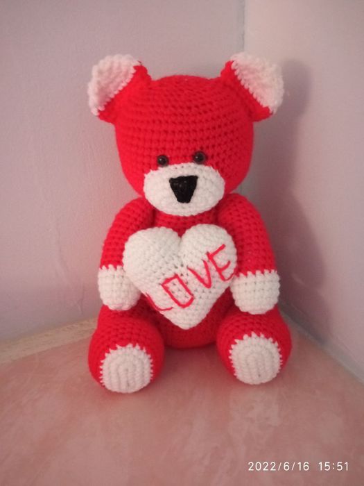 To'qilgan Ayiqchalar sotiladi.