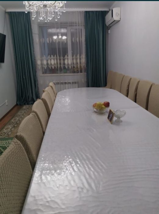 Стол гостевой без стульев