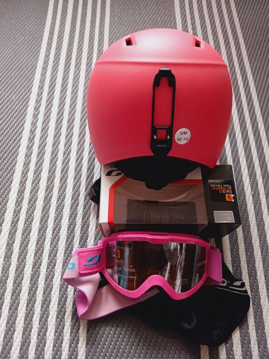 Нови комплект каска  и очила