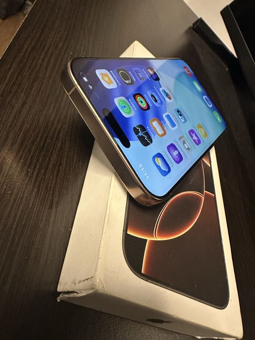 Vand/schimb Iphone 16 Pro Max 256 Gb desert titanium iiimpecabil!