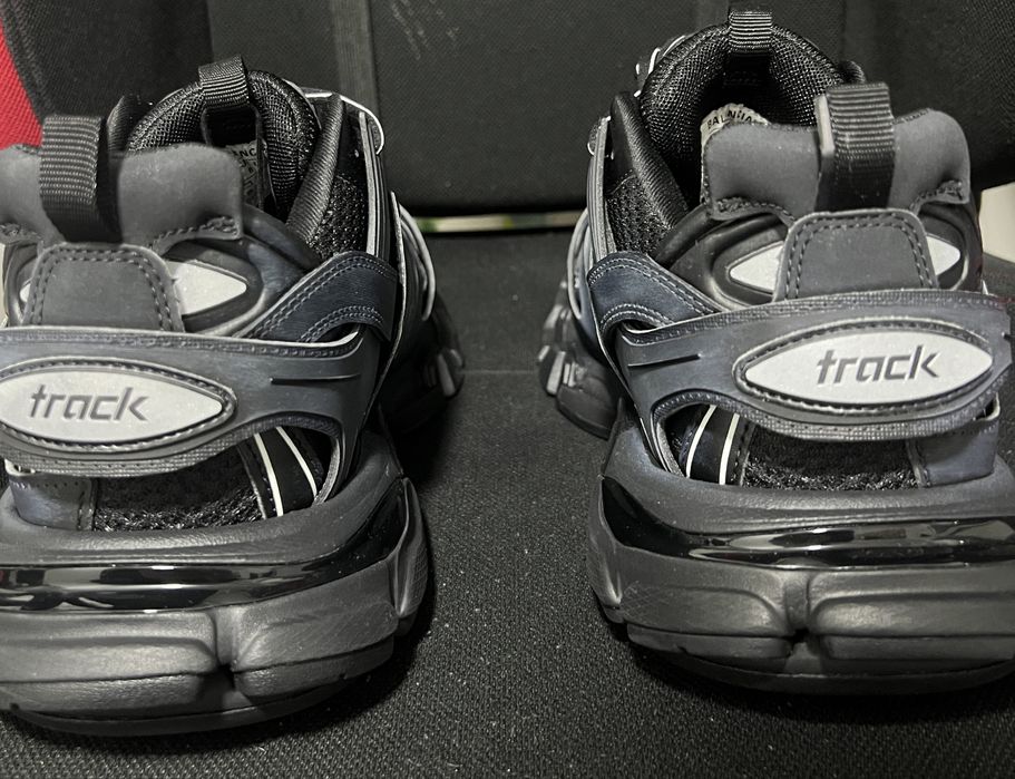 *REDUCERE* Balenciaga Track Editie Limitata