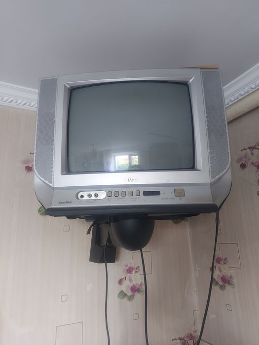 Продам телевизор jvc