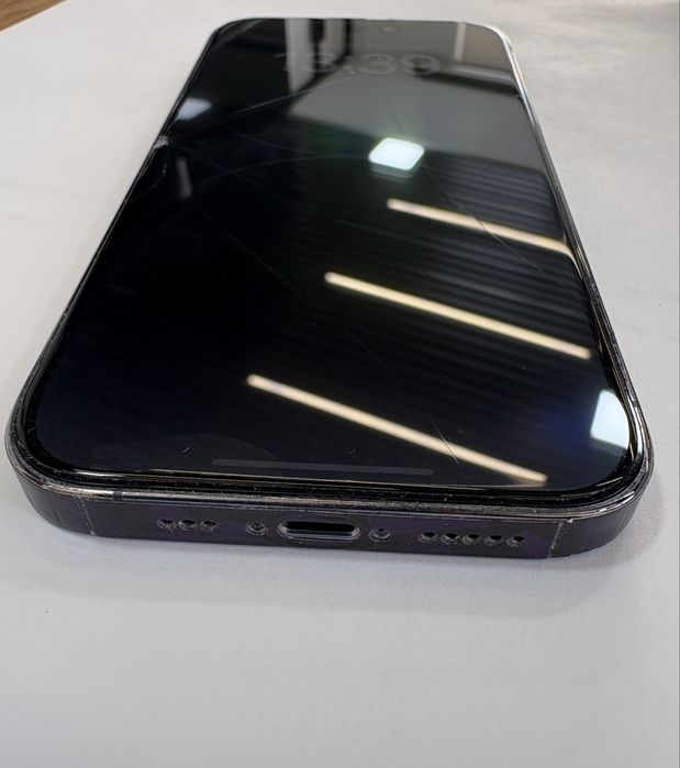 Продам iPhone 14 Pro