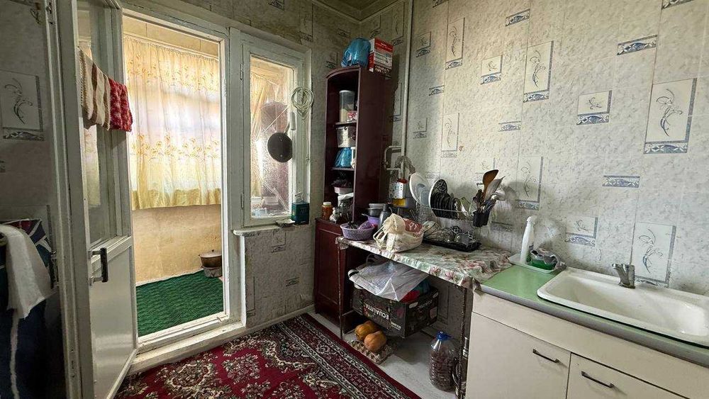 Фрунзиский KIUF 4 қаватда 2 хонали квартира сотилади. ID: 1607