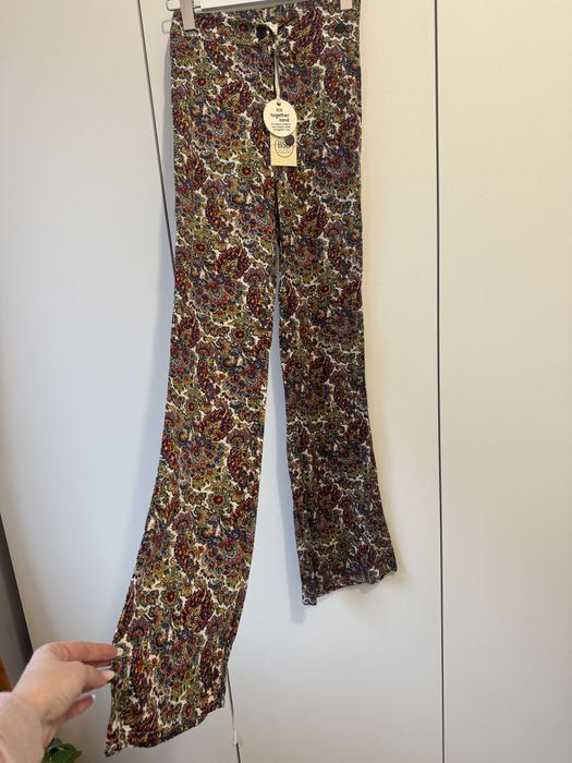 Pantaloni lungi inflorati lejeri evazati BSB marimea XS