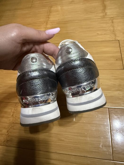Adidasi Michael Kors