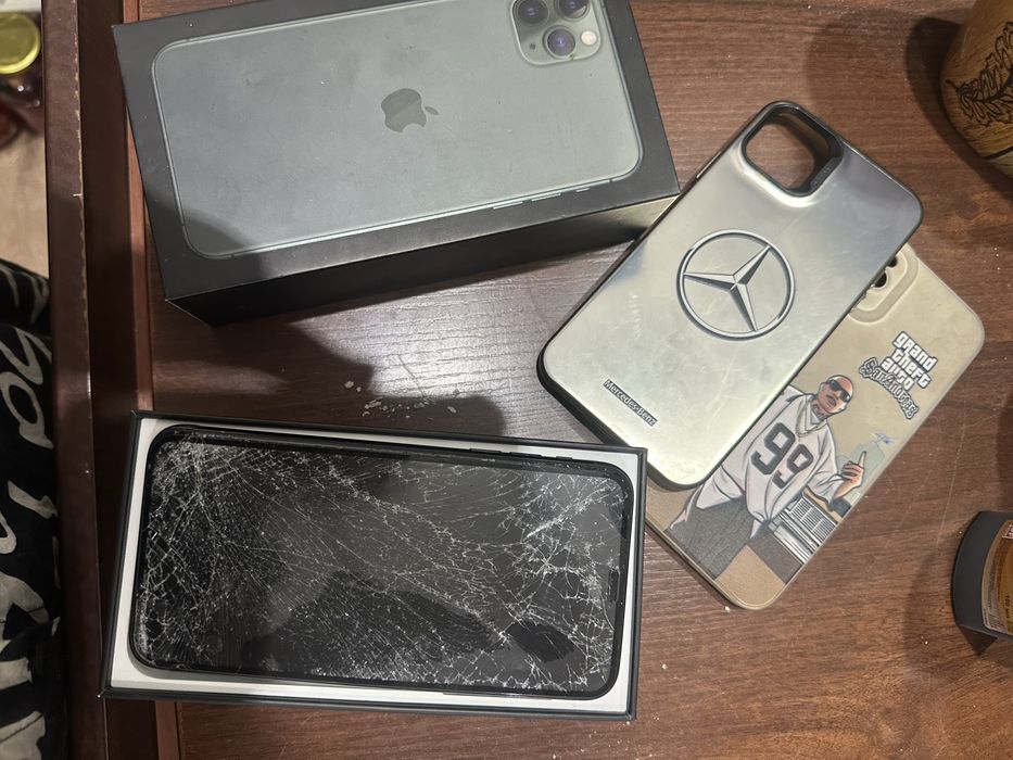Iphone 11 pro max на запчасти