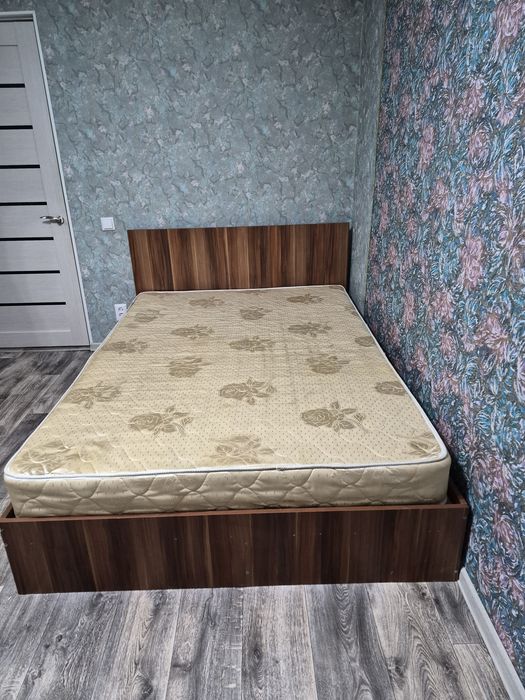 Продам кровать 1,4х2