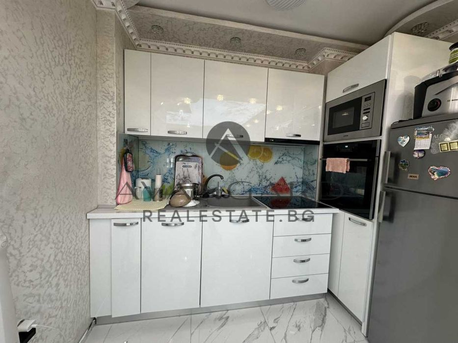 Продава се Тристаен апартамент в Пловдив, Тракия - 80 кв.м за 2807 €/кв.м - Снимка #6