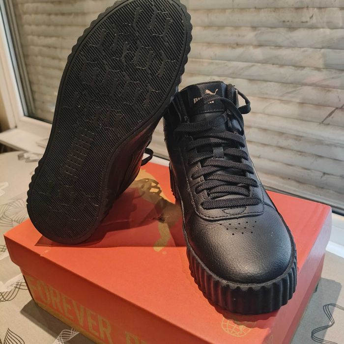 кожени дамски спортни обувки Puma