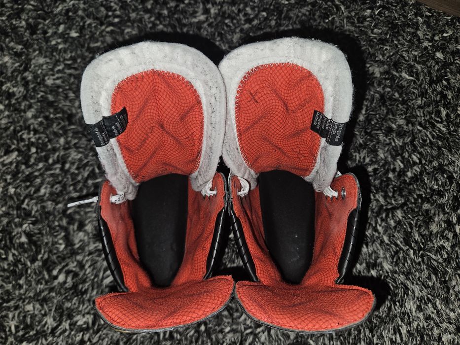 Продам хоккейные коньки