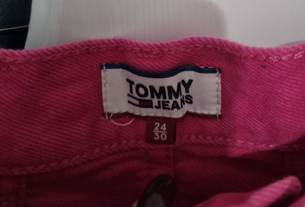 Blugi Tommy Hilfiger