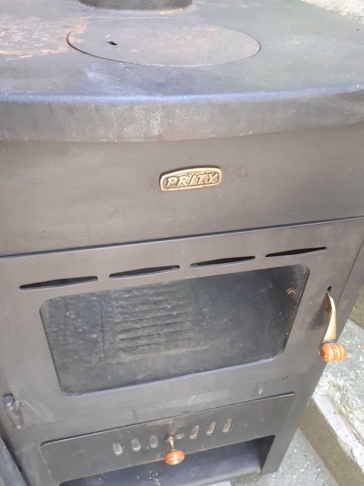 Печка  Прити 9kW с водна риза и Панелни радиатори